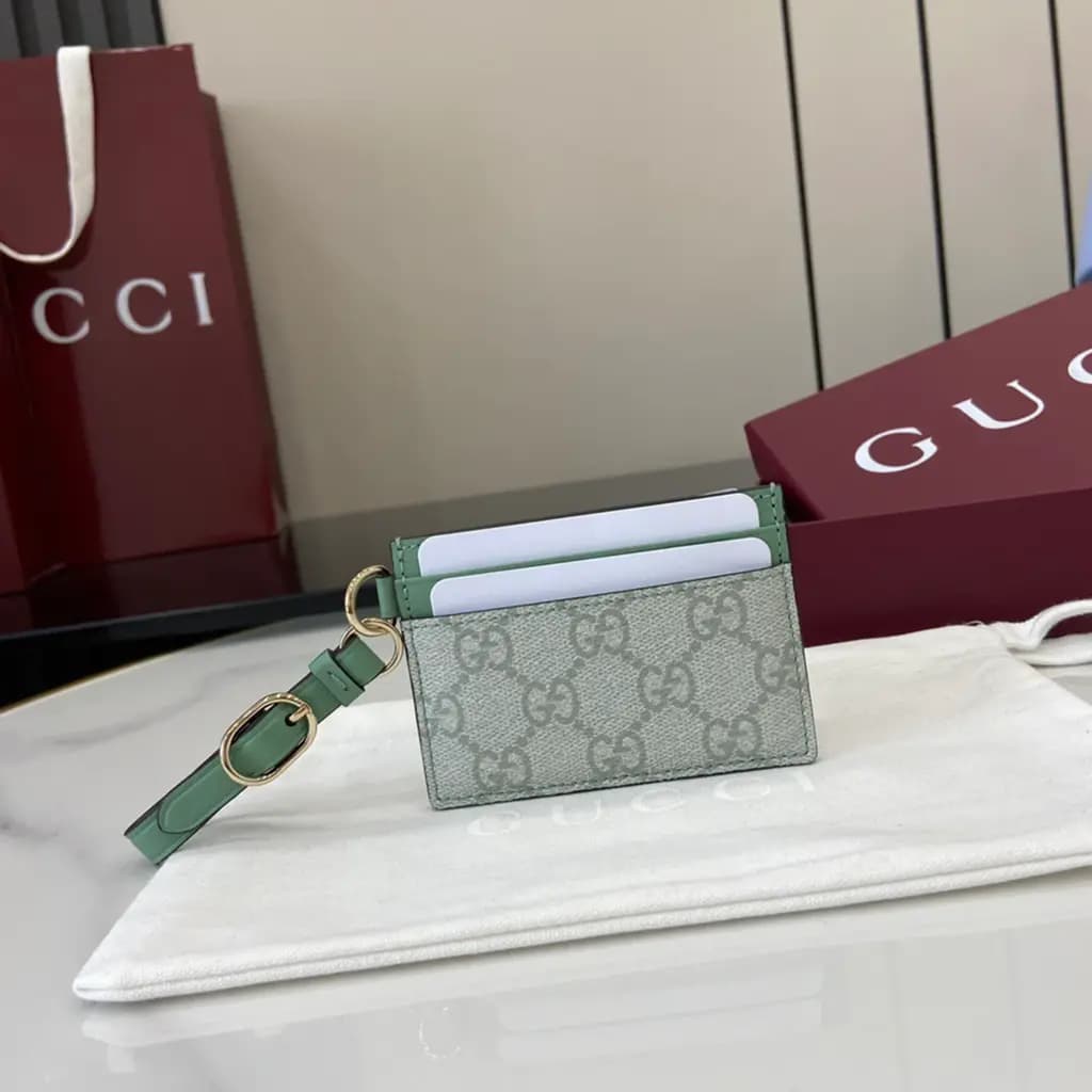 Gucci 디몬트 GG 엠블럼 카드 지갑