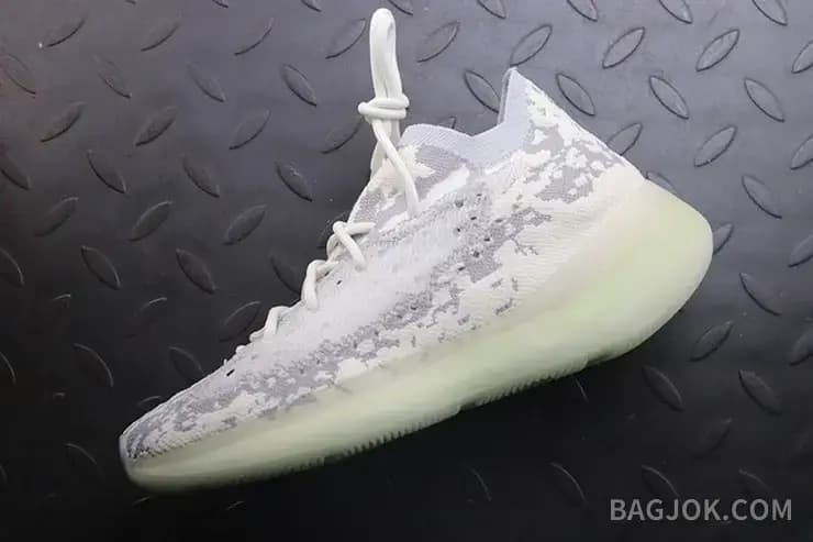 아디다스 YEEZY 380 상세 이미지