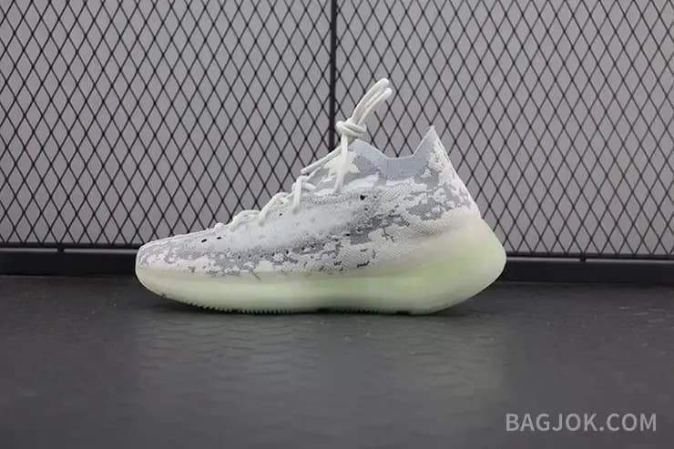 아디다스 YEEZY 380 상세 이미지