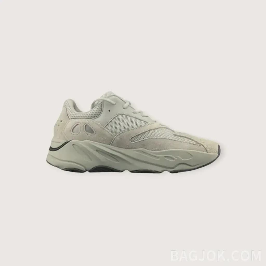 YEEZY 700_대표이미지