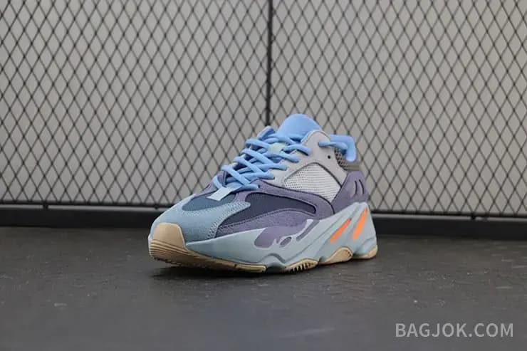아디다스 YEEZY 700 상세 이미지