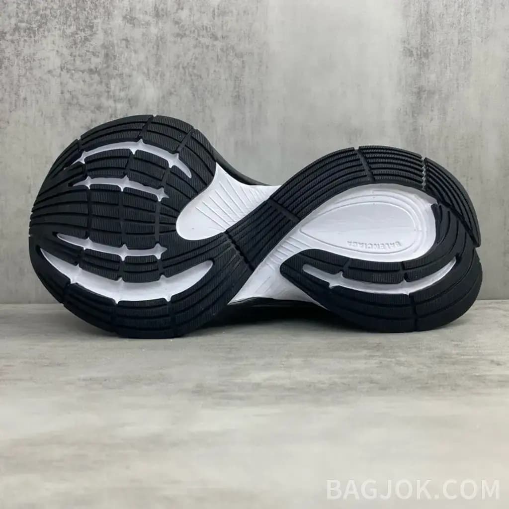 발렌시아가 발렌시아가 서킷 스니커즈 상세 이미지
