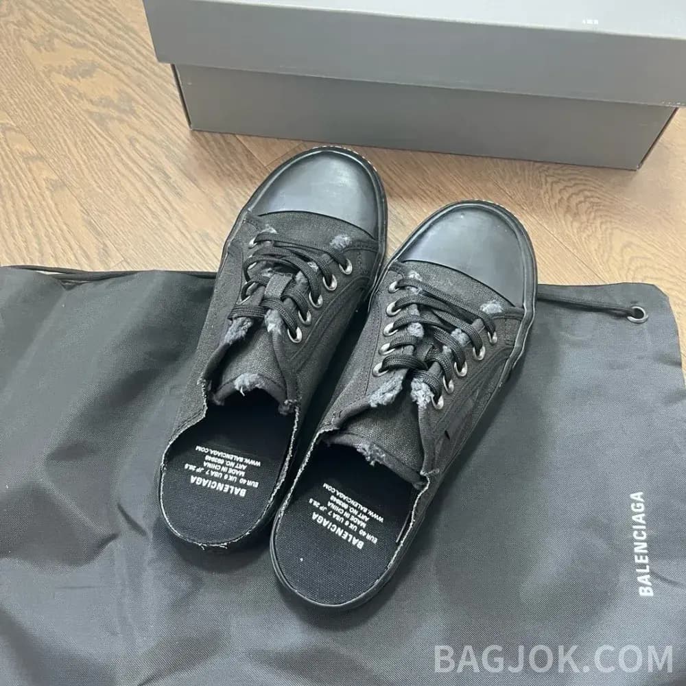 발렌시아가 발렌시아가 블로퍼 25SS 상세 이미지