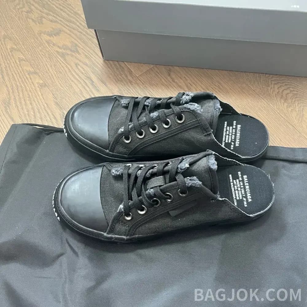 발렌시아가 발렌시아가 블로퍼 25SS 상세 이미지