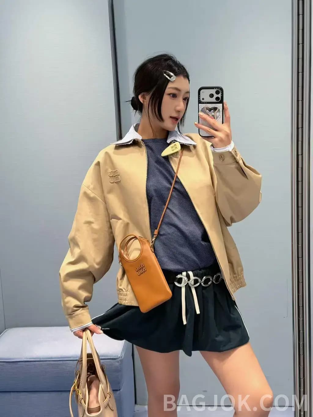 미우미우 미우미우 스트라이프 칼라 오버사이즈 데님 자켓 상세 이미지
