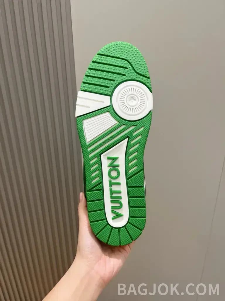 루이비통 루이비통 트레이너 스니커즈 상세 이미지