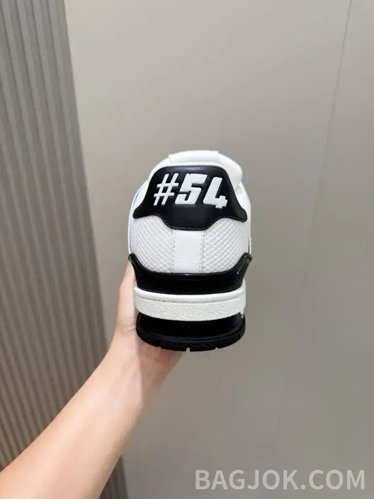 루이비통 루이비통 트레이너 스니커즈 상세 이미지