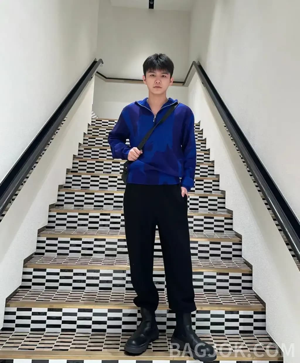 버버리 버버리 클래식 나이트 자수 트랙 팬츠 상세 이미지