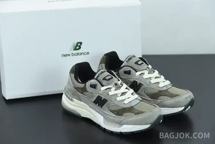 뉴발란스 뉴발란스 992 메이드 인 USA 상세 이미지