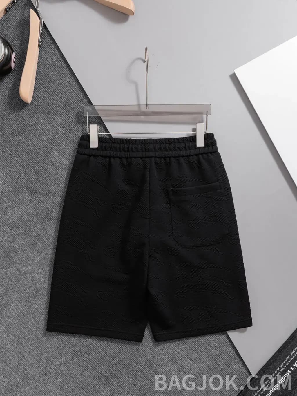 버버리 버버리 TB 나이트 자카드 트레이닝 숏팬츠 상세 이미지
