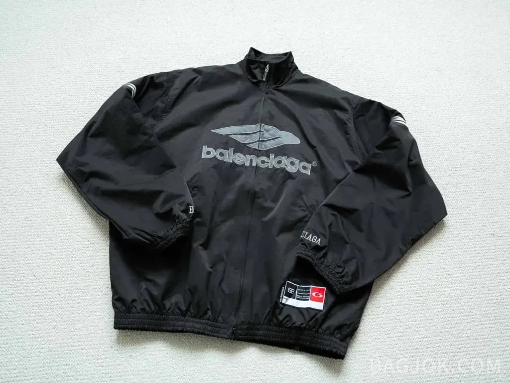 발렌시아가 BALENCIAGA Big Logo Windbreaker Jacket 상세 이미지