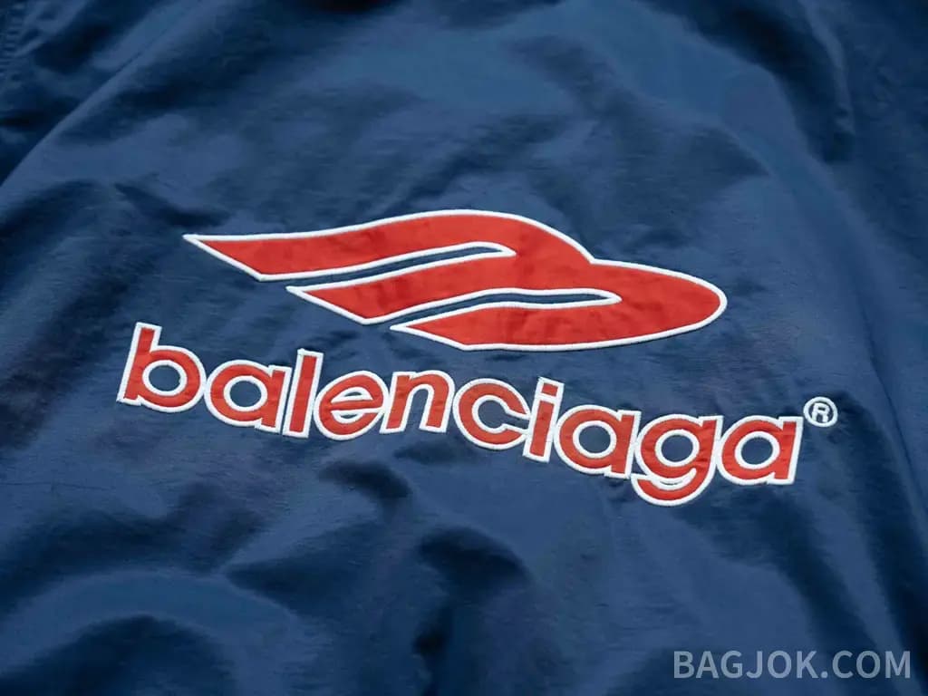 발렌시아가 BALENCIAGA Big Logo Windbreaker Jacket 상세 이미지