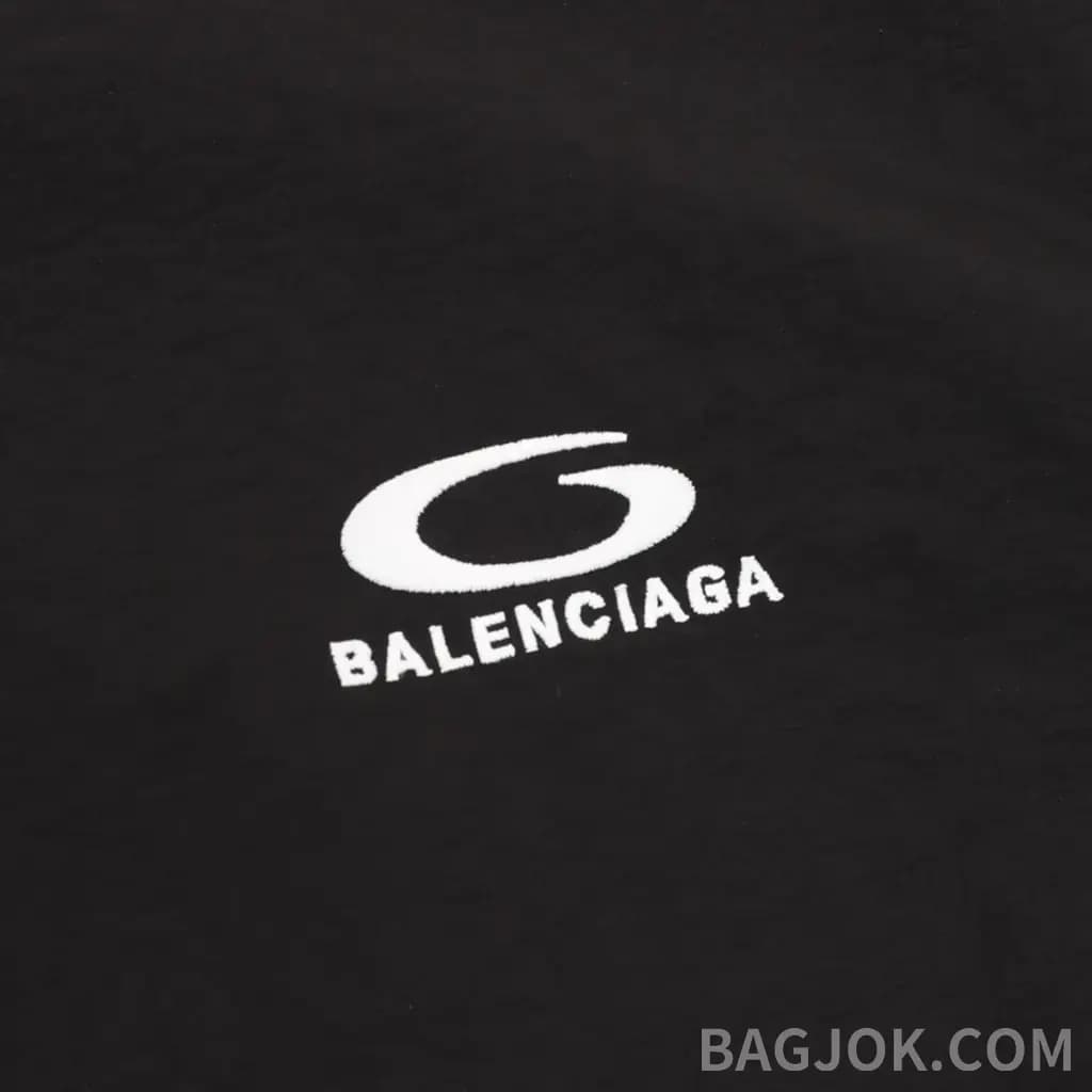 발렌시아가 BALENCIAGA 테크웨어 집업 자켓 상세 이미지