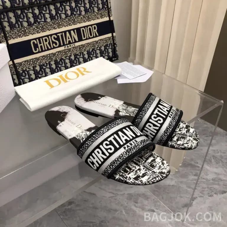 디올 디올 디웨이 (DWAY) 슬리퍼 25SS 상세 이미지