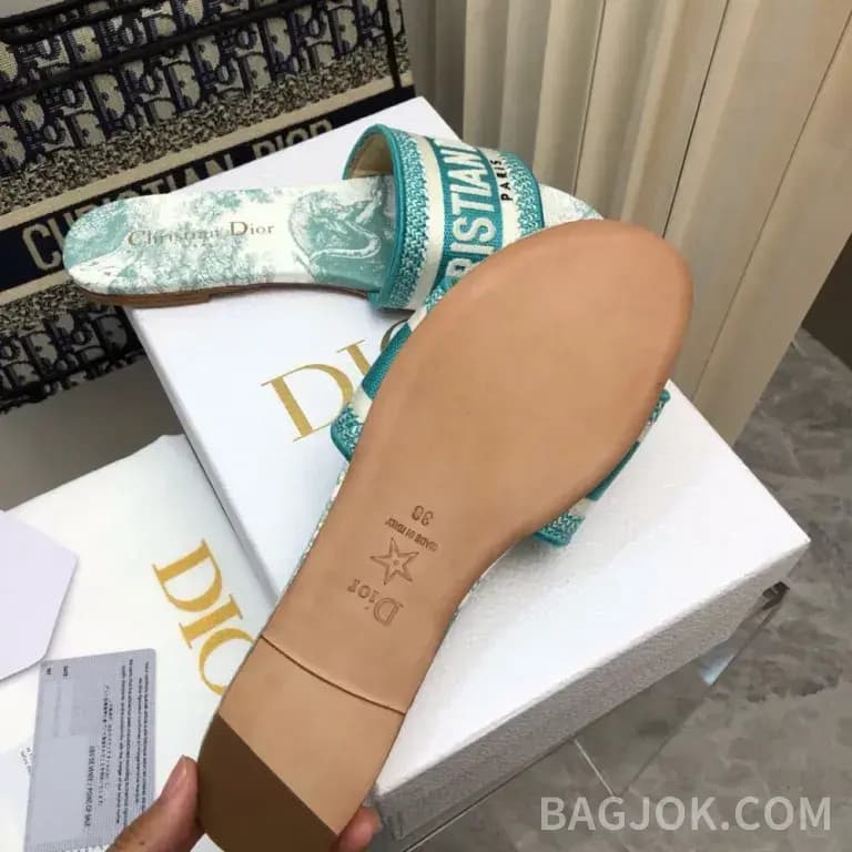 디올 디올 디웨이 (DWAY) 슬리퍼 25SS 상세 이미지