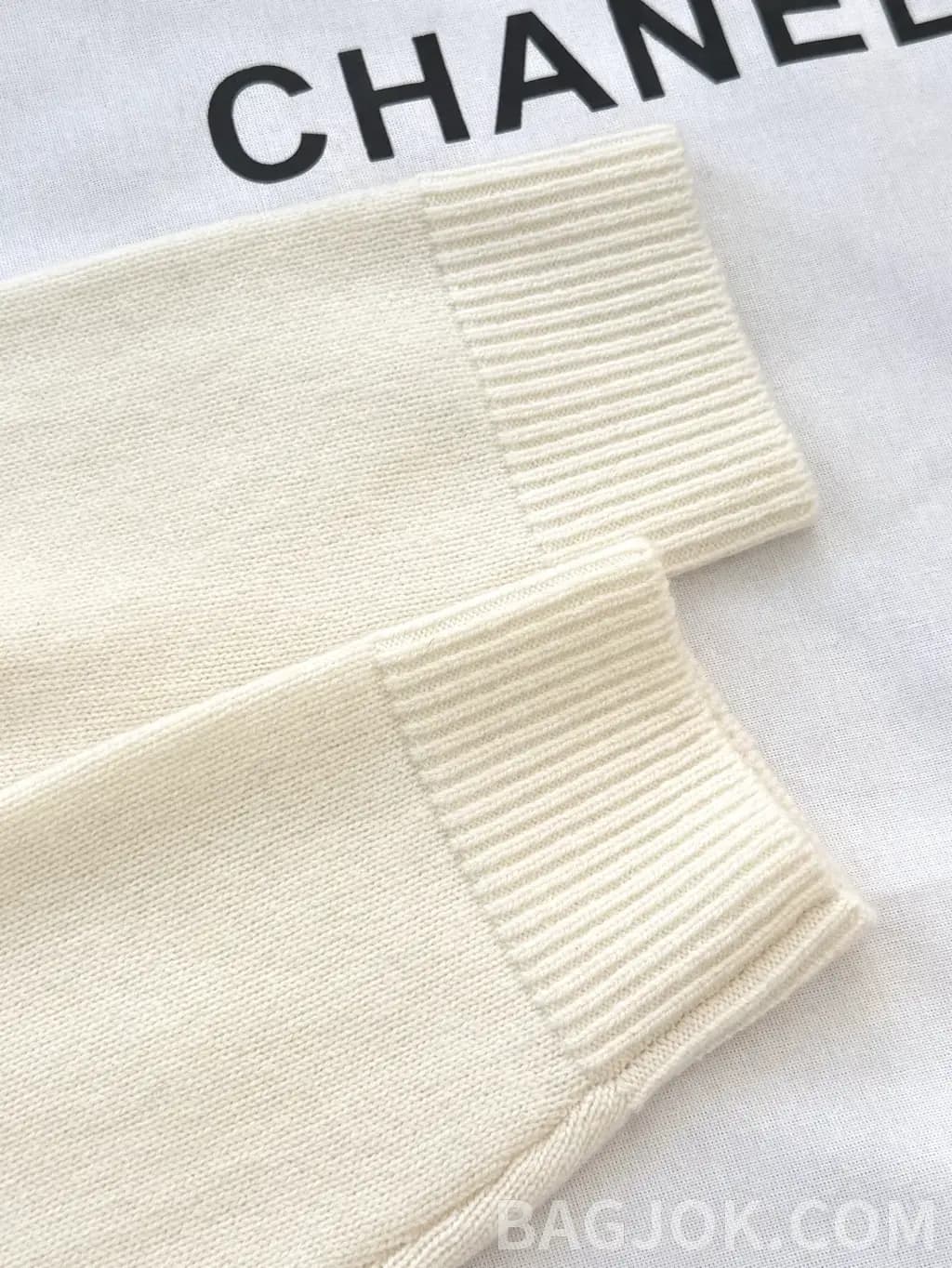 샤넬 CHANEL 울 블렌드 크롭 니트 카디건 상세 이미지