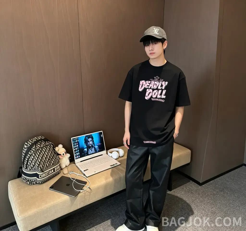 크롬하츠 CHROME HEARTS DEADLY DOLL 오버사이즈 티셔츠 상세 이미지