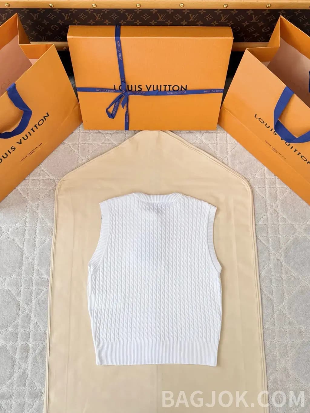 루이비통 LOUIS VUITTON 케이블 니트 리본 슬리브리스 탑 상세 이미지