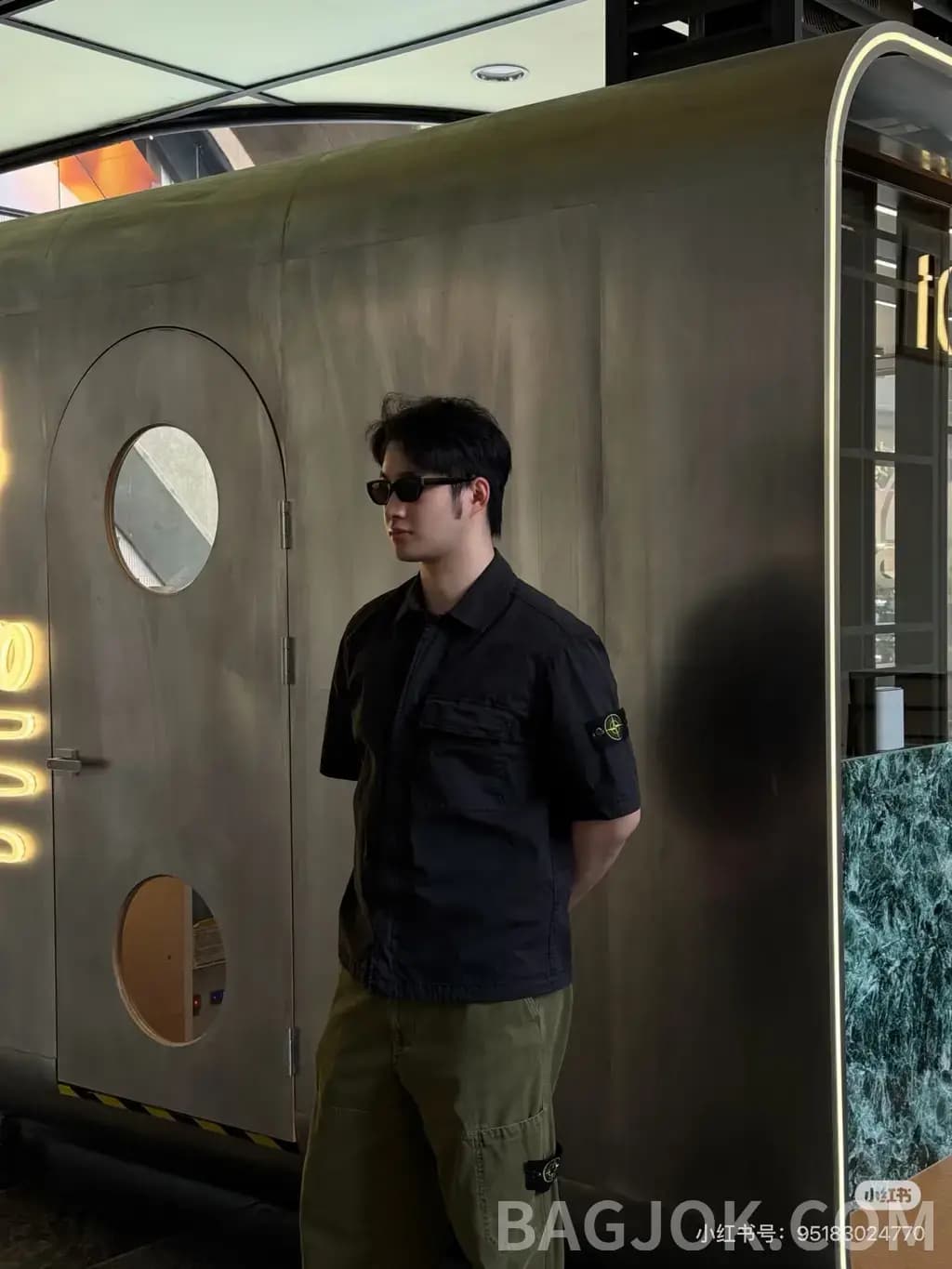 스톤아일랜드 STONE ISLAND 컴퍼스 로고 워크웨어 쇼츠leeve 셔츠 상세 이미지