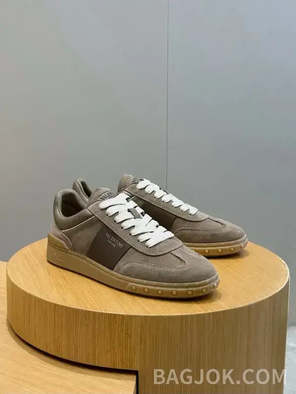 발렌티노 발렌티노 프리도트 스니커즈 상세 이미지