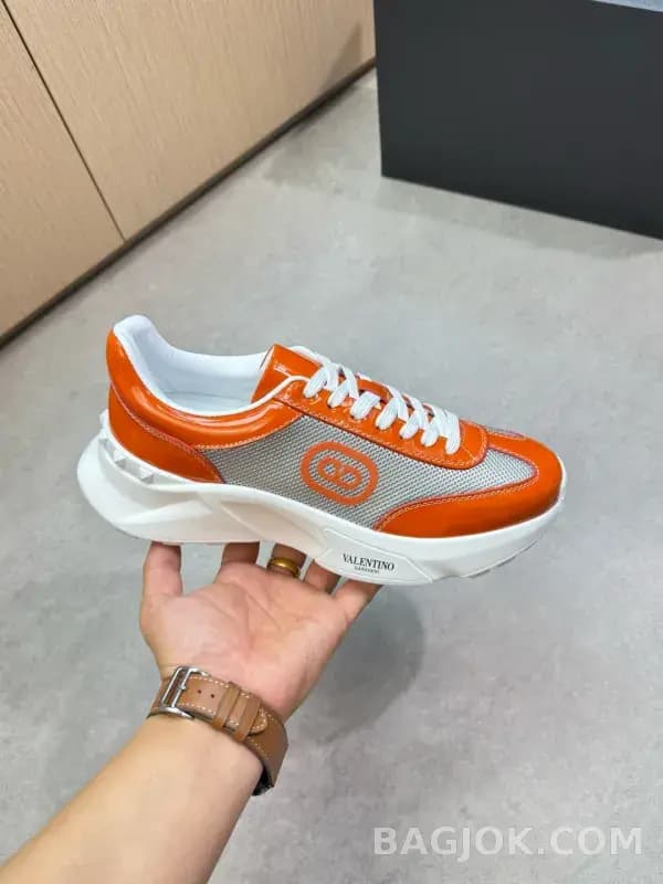 발렌티노 발렌티노 스니커즈 상세 이미지