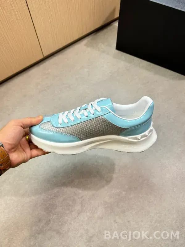 발렌티노 발렌티노 스니커즈 상세 이미지