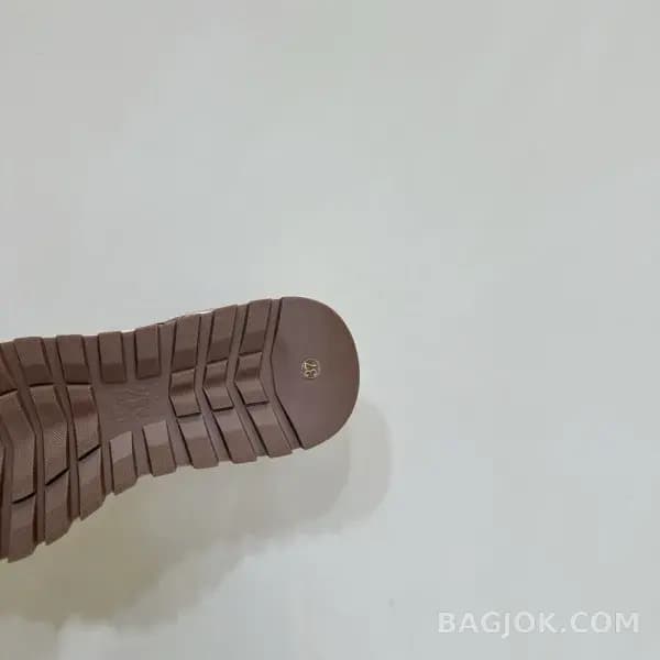 보스넬로쿠치넬리 보스넬로 쿠치넬리 테크 패널 스니커즈 상세 이미지