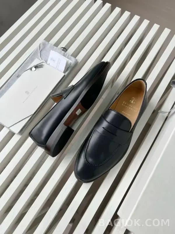 보스넬로쿠치넬리 보스넬로 쿠치넬리 클래식 레더 페니 로퍼 상세 이미지