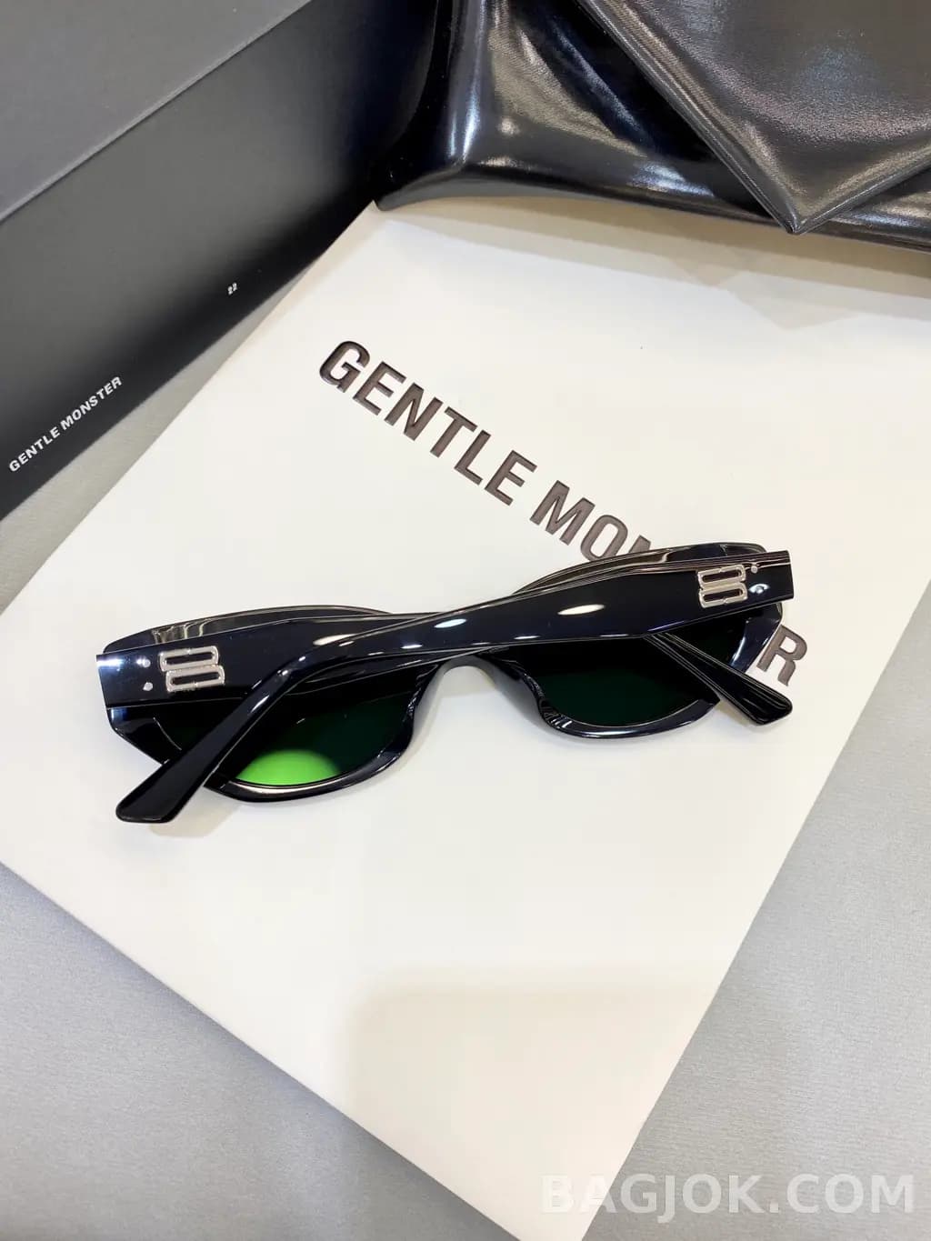 젠틀 몬스터 GENTLE MONSTER ROCOCO Sunglasses 상세 이미지