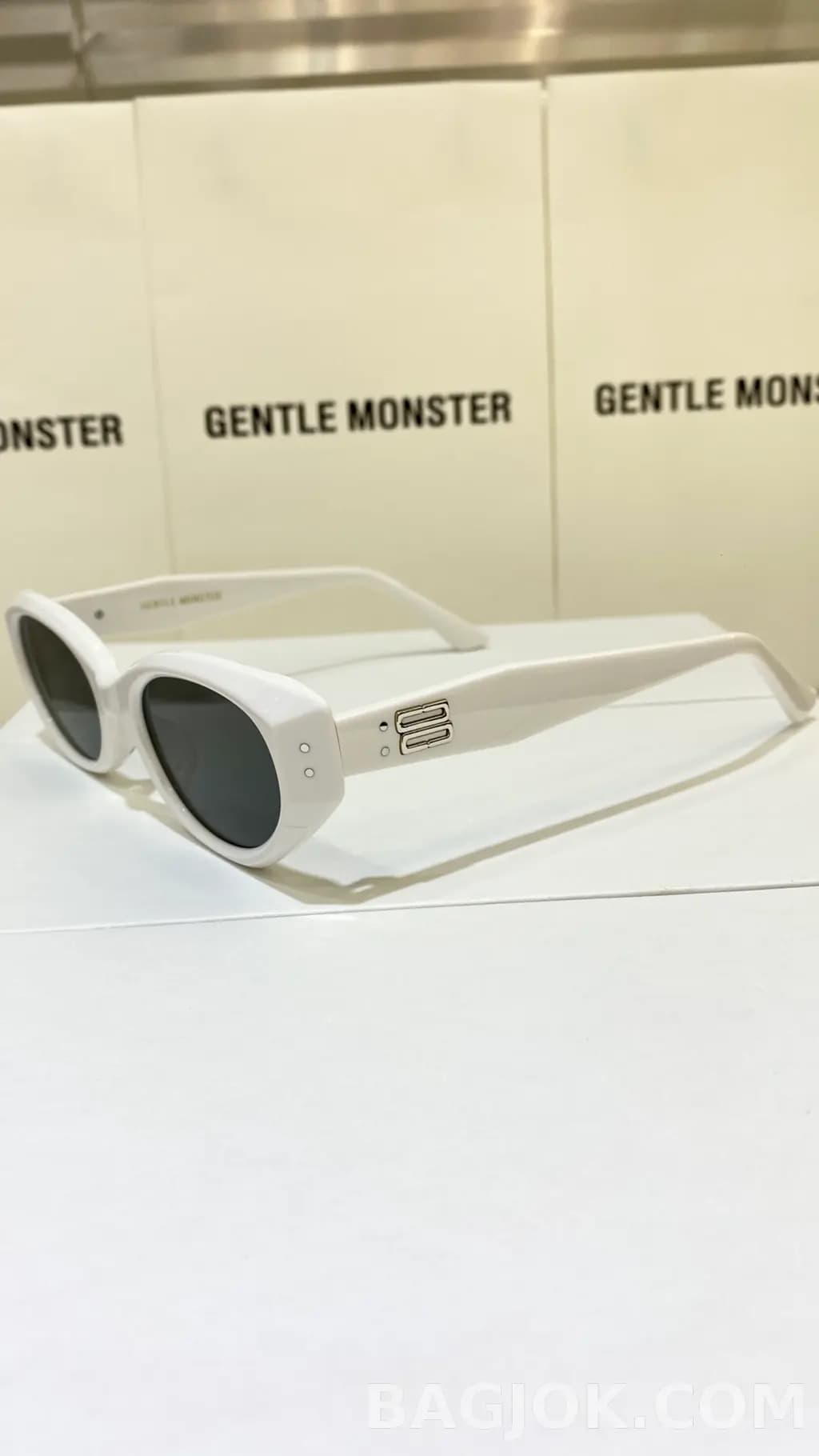 젠틀 몬스터 GENTLE MONSTER ROCOCO Sunglasses 상세 이미지